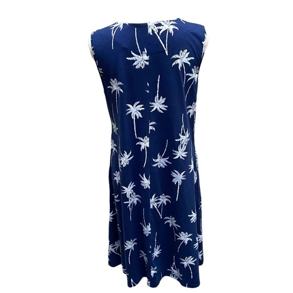 Links Navy & White Palm Tree Print Pocketed Shift Dress - Picture 3 of 6